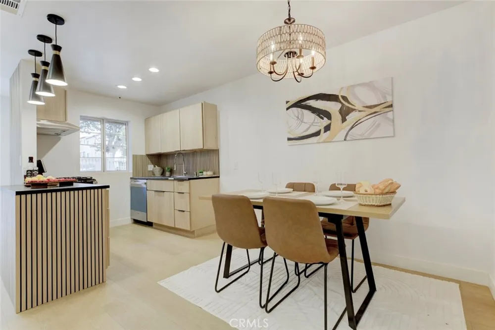 15044 Nordhoff Street #8 North Hills, CA 91343