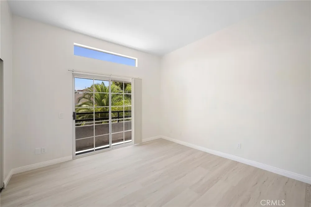 4328 Whitsett Avenue Studio City, CA 91604
