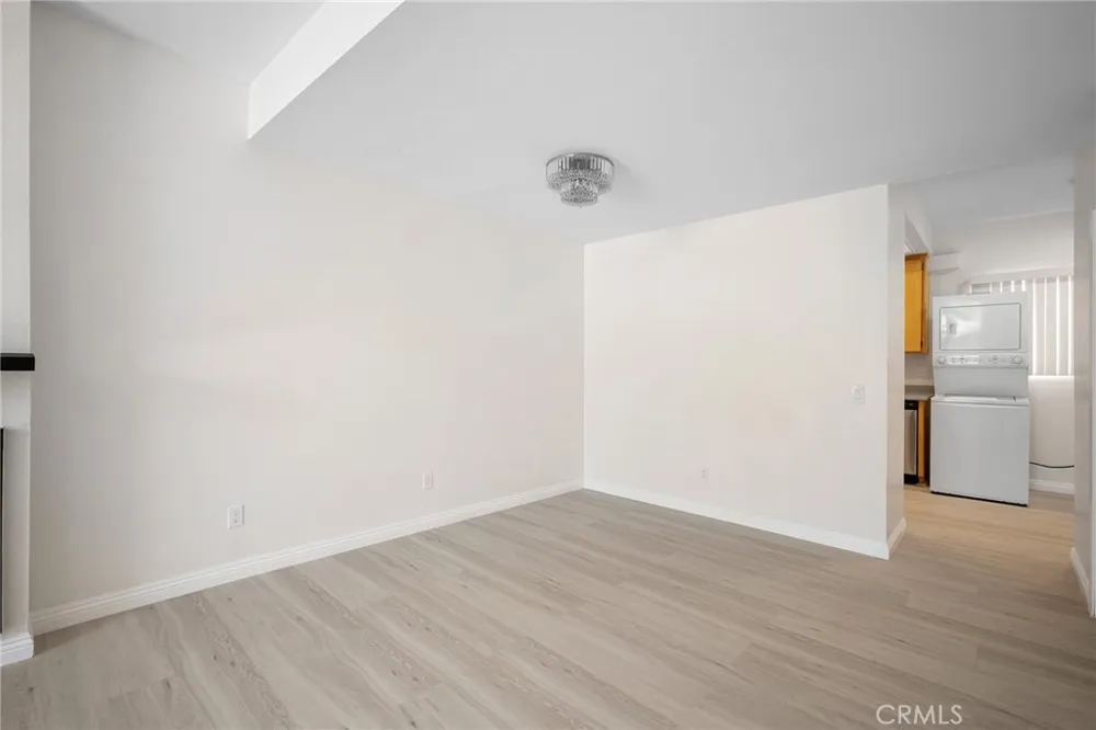 4328 Whitsett Avenue Studio City, CA 91604