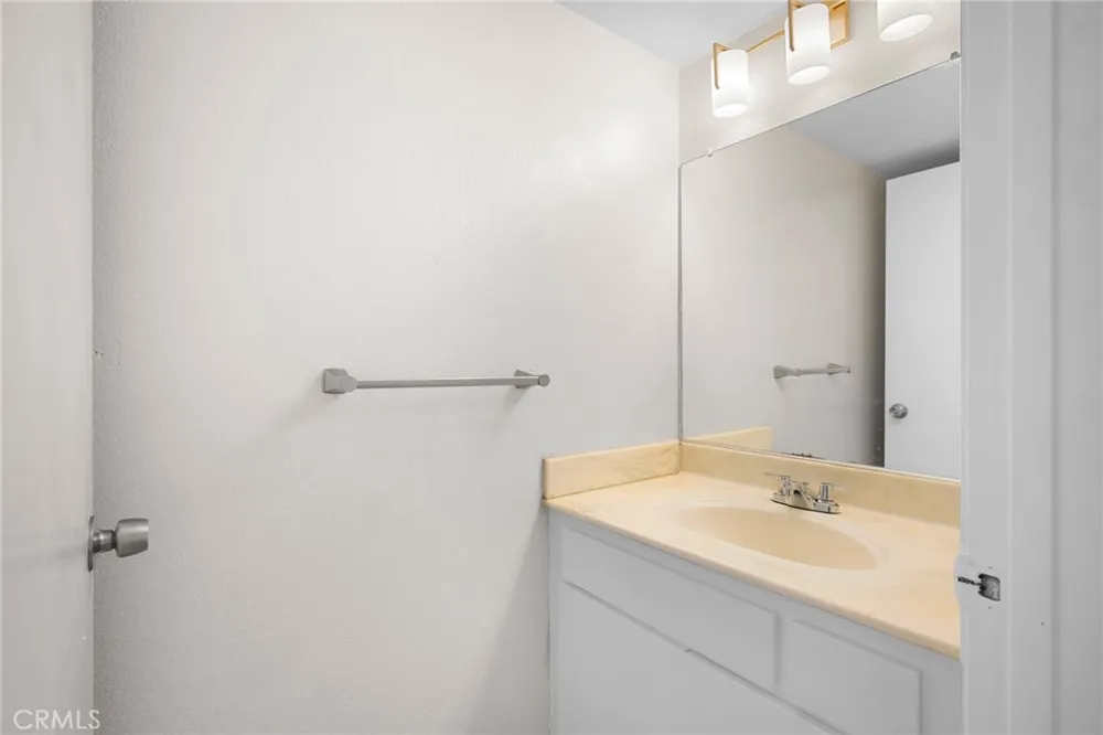 4328 Whitsett Avenue Studio City, CA 91604