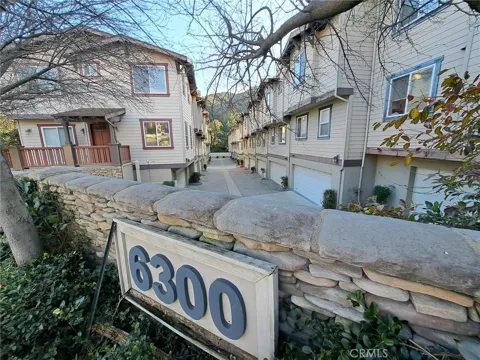6300 Honolulu Avenue #101