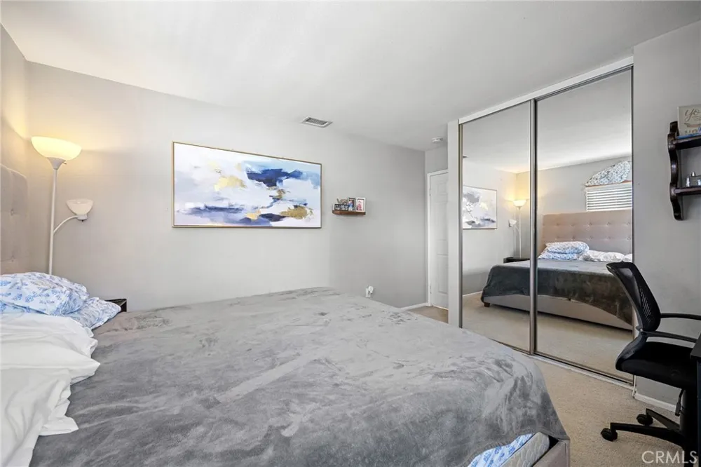18541 Olympian Court Canyon Country, CA 91351