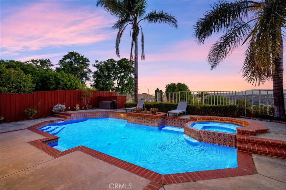 18541 Olympian Court Canyon Country, CA 91351