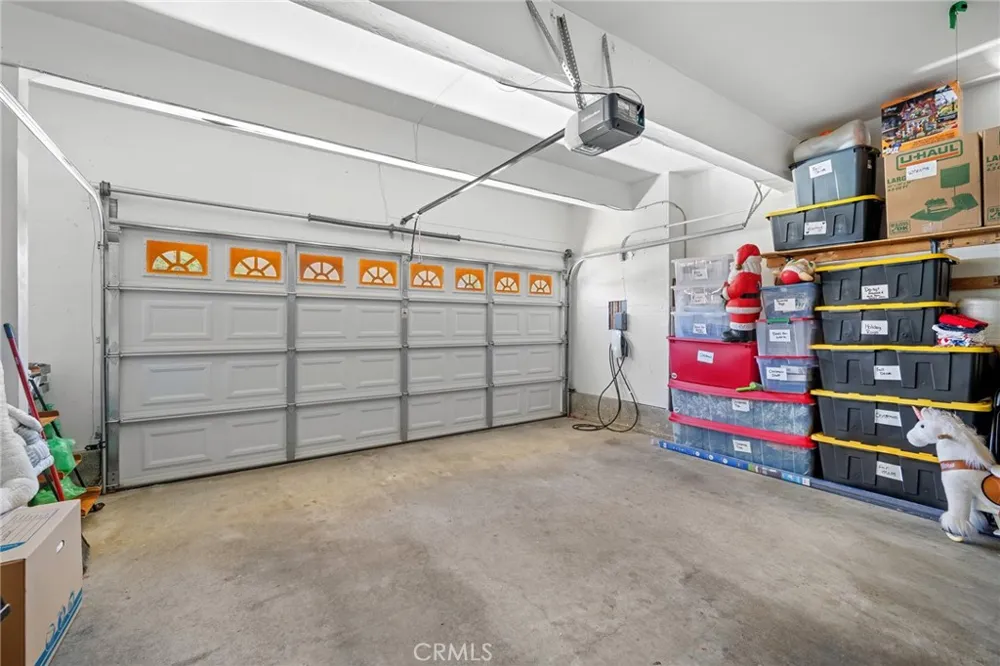 18541 Olympian Court Canyon Country, CA 91351
