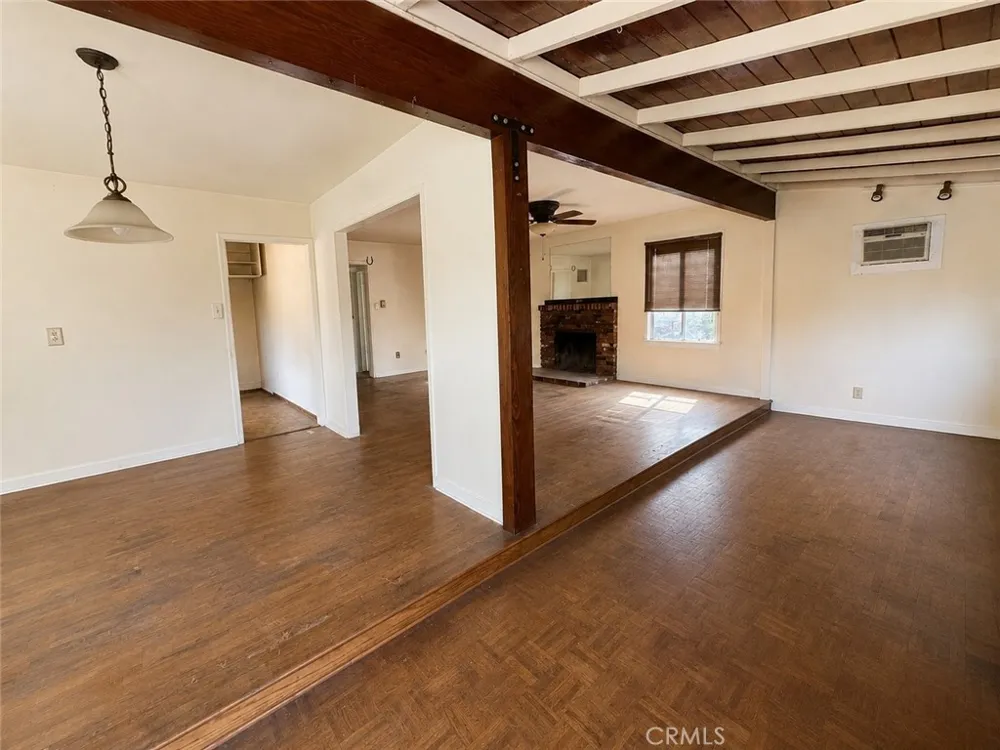 10558 Las Lunitas Avenue Tujunga, CA 91042
