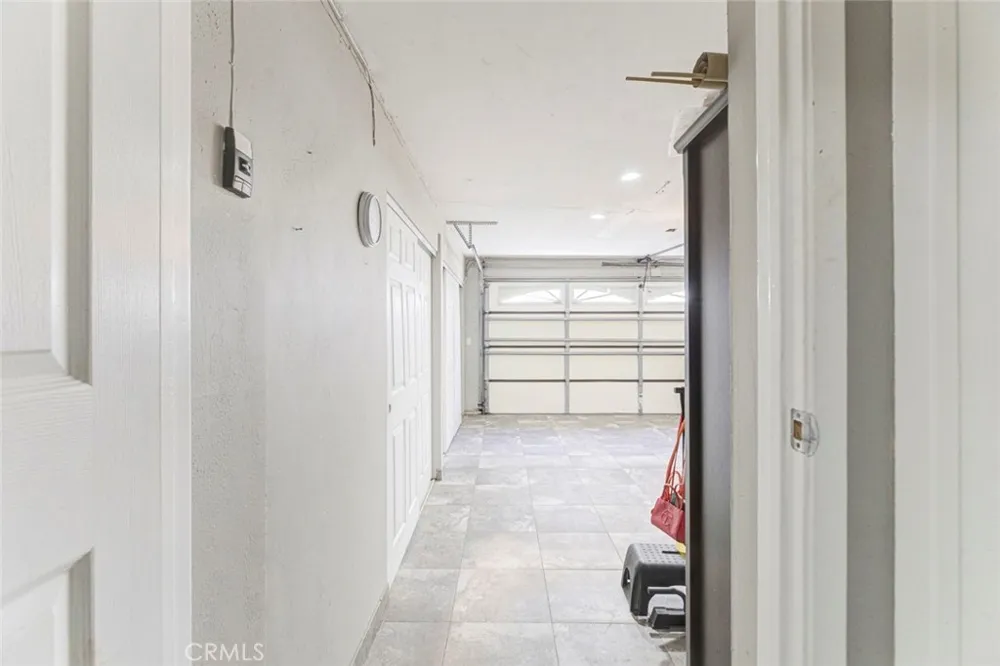 7759 Via Capri Burbank, CA 91504