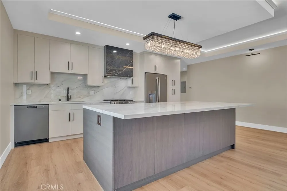 828 E Fairmount Road Burbank, CA 91501