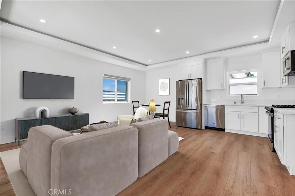828 E Fairmount Road Burbank, CA 91501