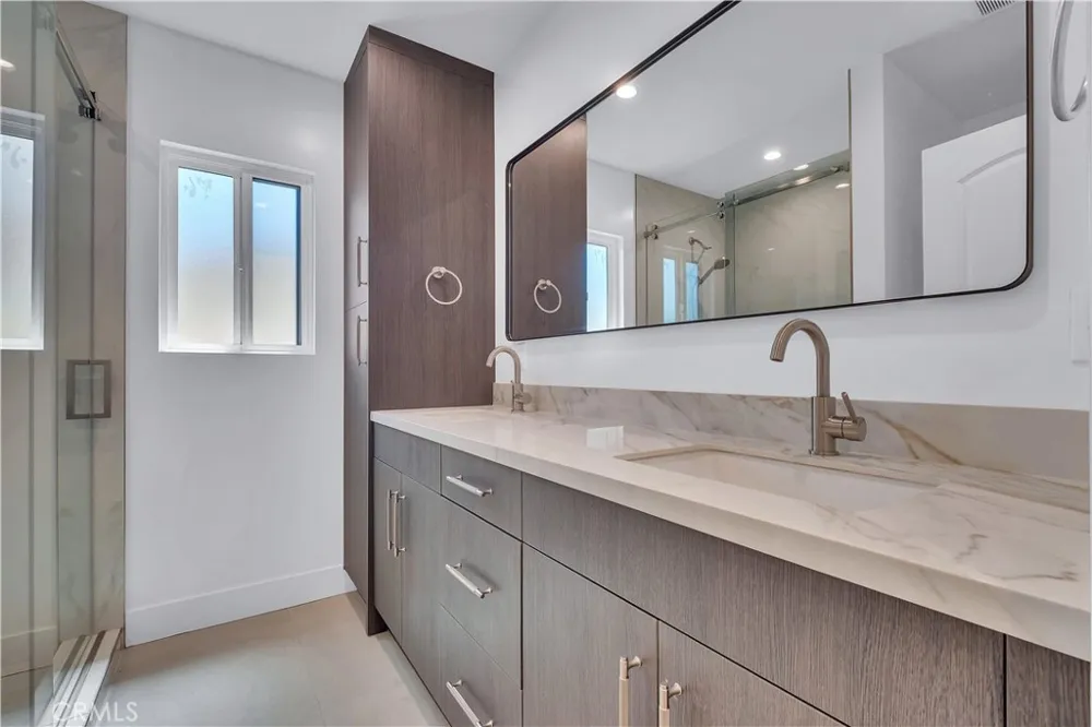 828 E Fairmount Road Burbank, CA 91501