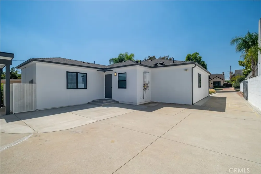 828 E Fairmount Road Burbank, CA 91501