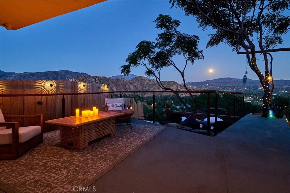 12000 Mountain View Lakeview Terrace, CA 91342