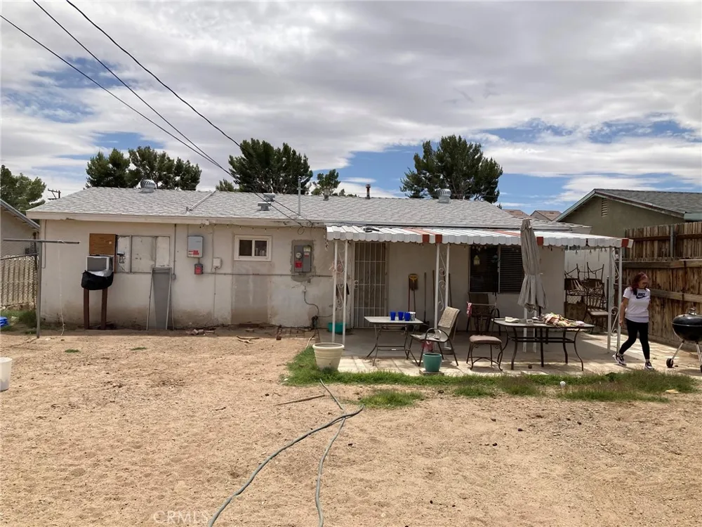 1817 Calico Drive Barstow, CA 92311