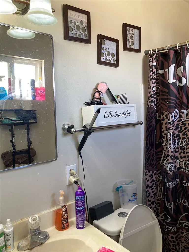 1817 Calico Drive Barstow, CA 92311