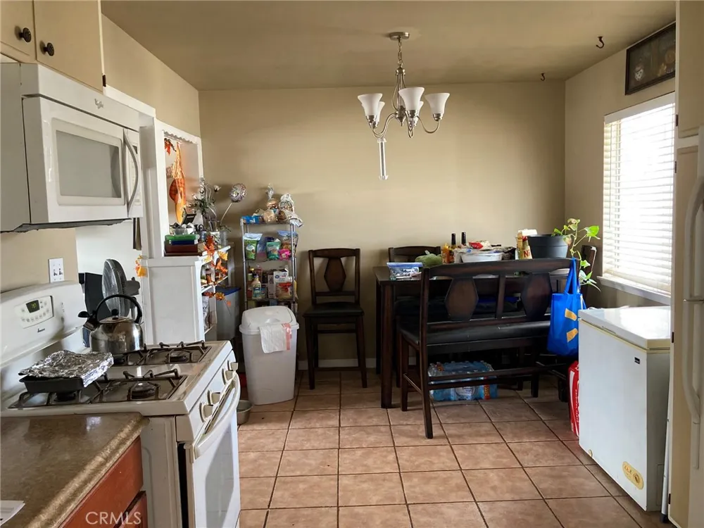 1817 Calico Drive Barstow, CA 92311