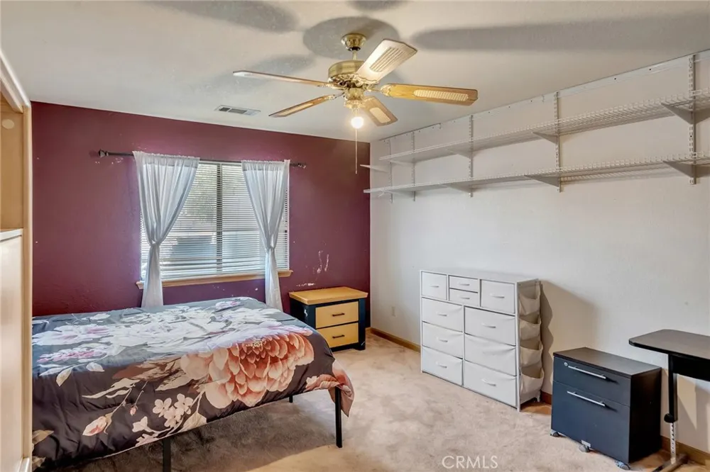 14861 Riverside Apple Valley, CA 92307