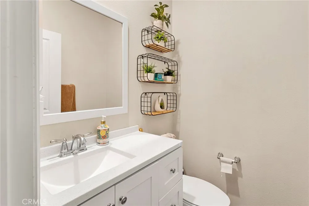13271 Sierra Blanca Victorville, CA 92394