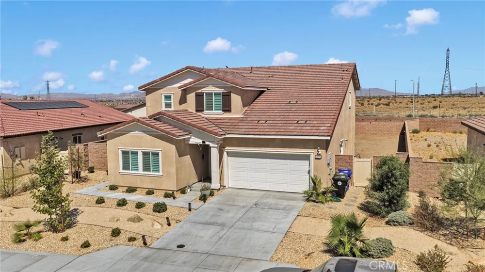 13271 Sierra Blanca Victorville, CA 92394