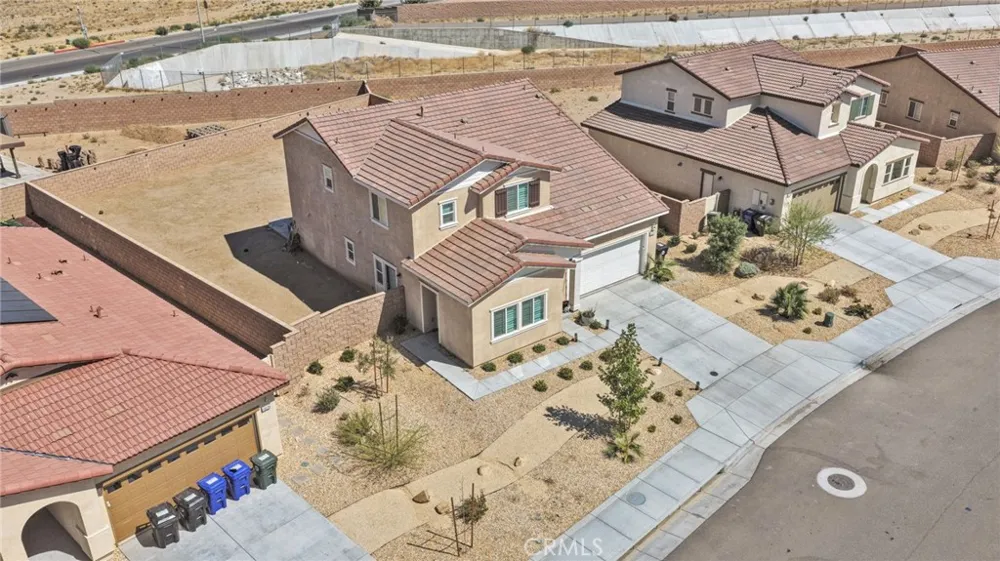 13271 Sierra Blanca Victorville, CA 92394