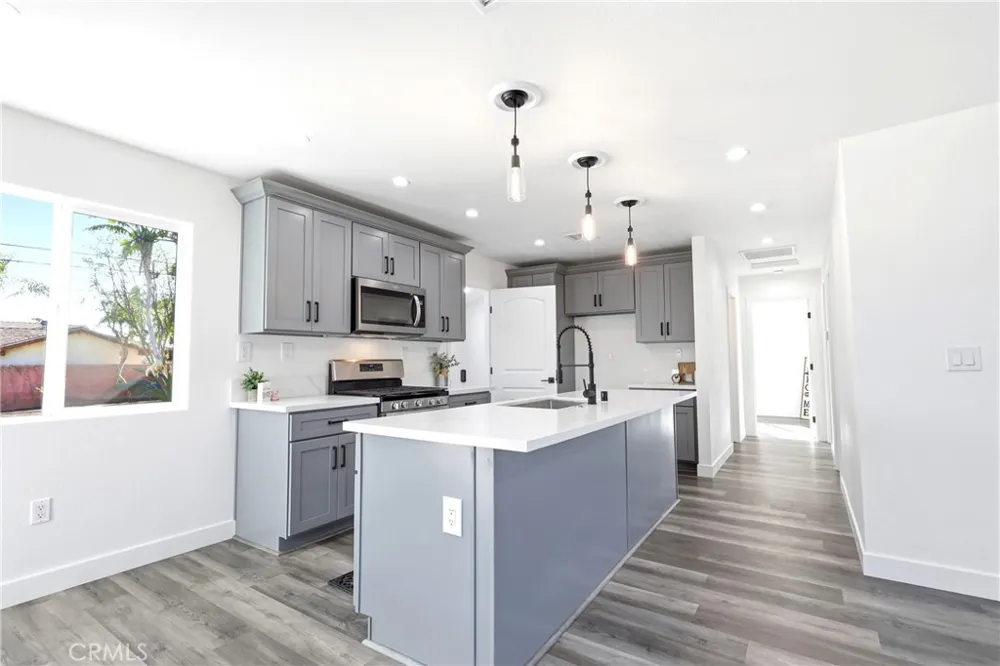 1038 E J STREET Ontario, CA 91764
