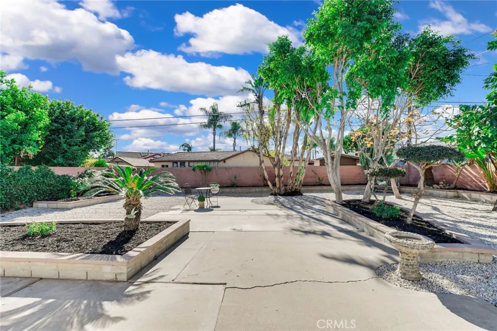 1038 E J STREET Ontario, CA 91764