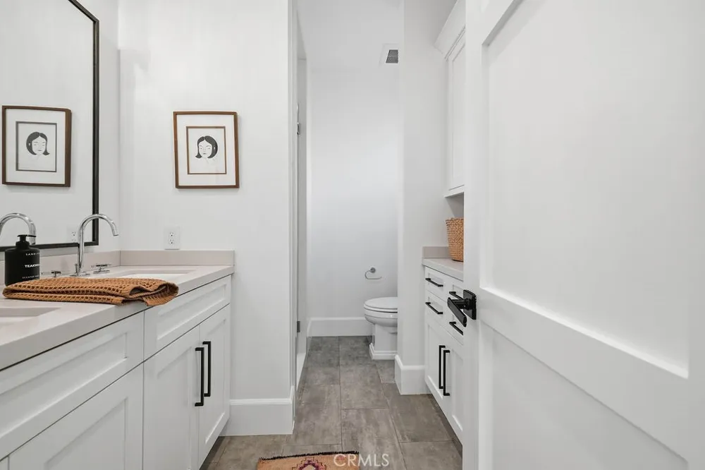 2360 Orange Avenue Costa Mesa, CA 92627