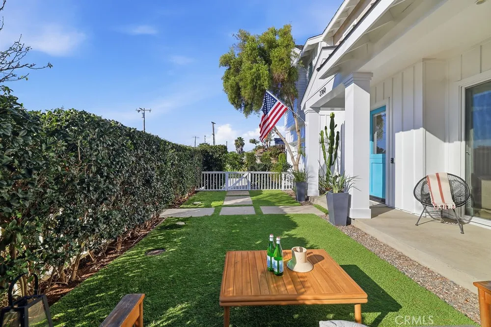 2360 Orange Avenue Costa Mesa, CA 92627