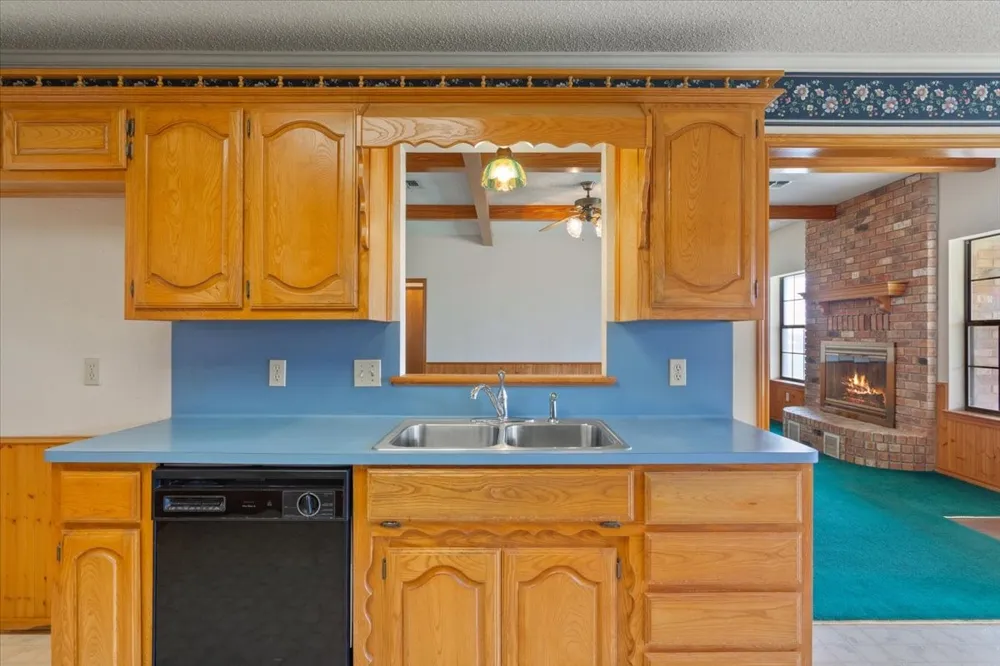 146 Indian Paint Brush Road Eddy, TX 76524