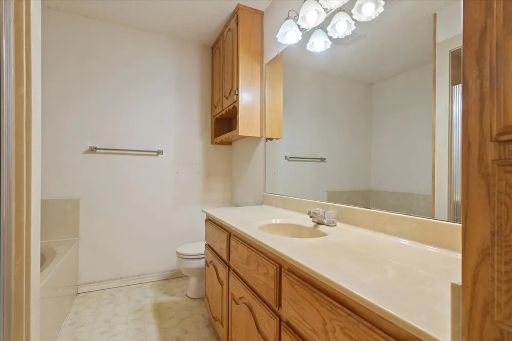 146 Indian Paint Brush Road Eddy, TX 76524