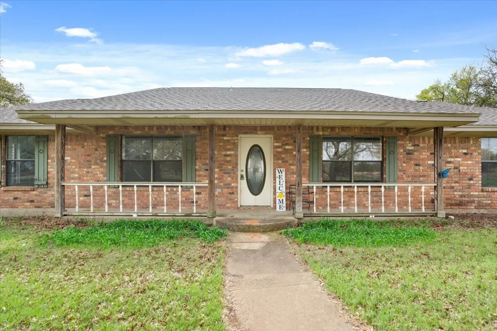 146 Indian Paint Brush Road Eddy, TX 76524