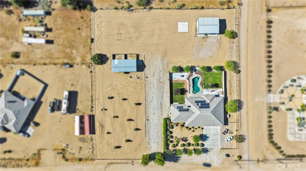 10525 Mono Phelan, CA 92392