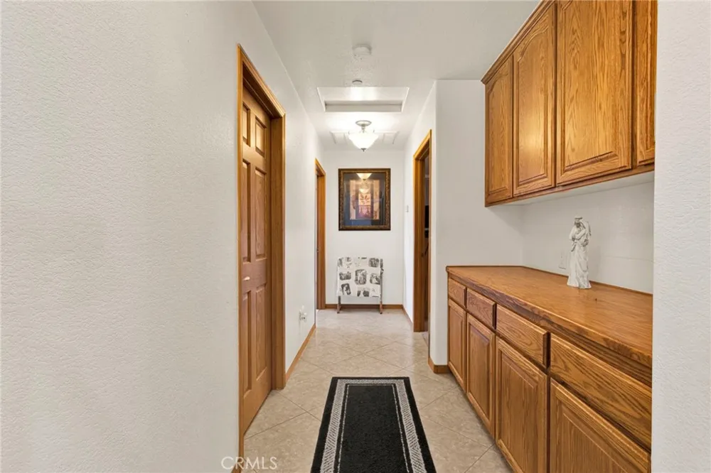 10525 Mono Phelan, CA 92392
