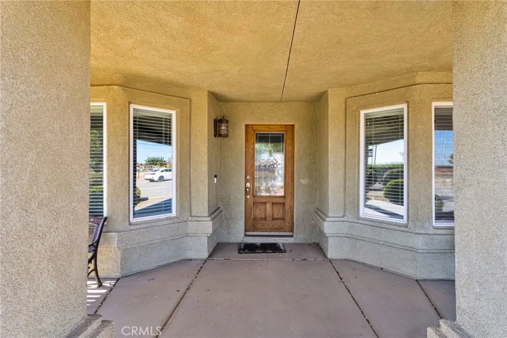 10525 Mono Phelan, CA 92392