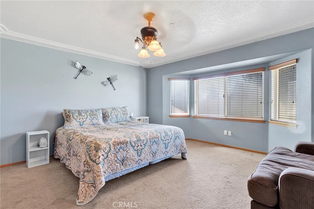 10525 Mono Phelan, CA 92392