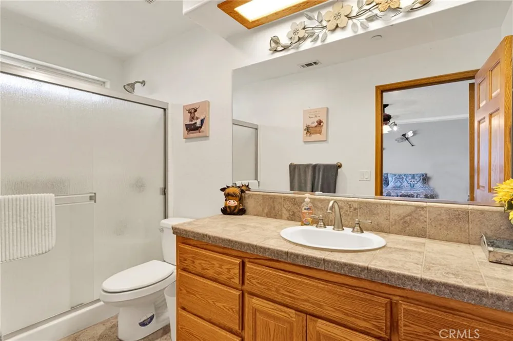 10525 Mono Phelan, CA 92392