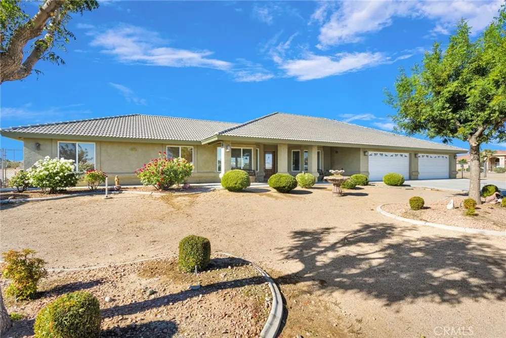10525 Mono Phelan, CA 92392