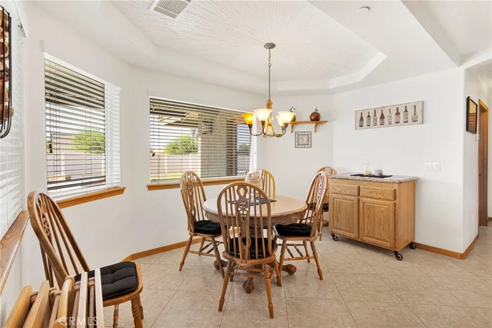 10525 Mono Phelan, CA 92392