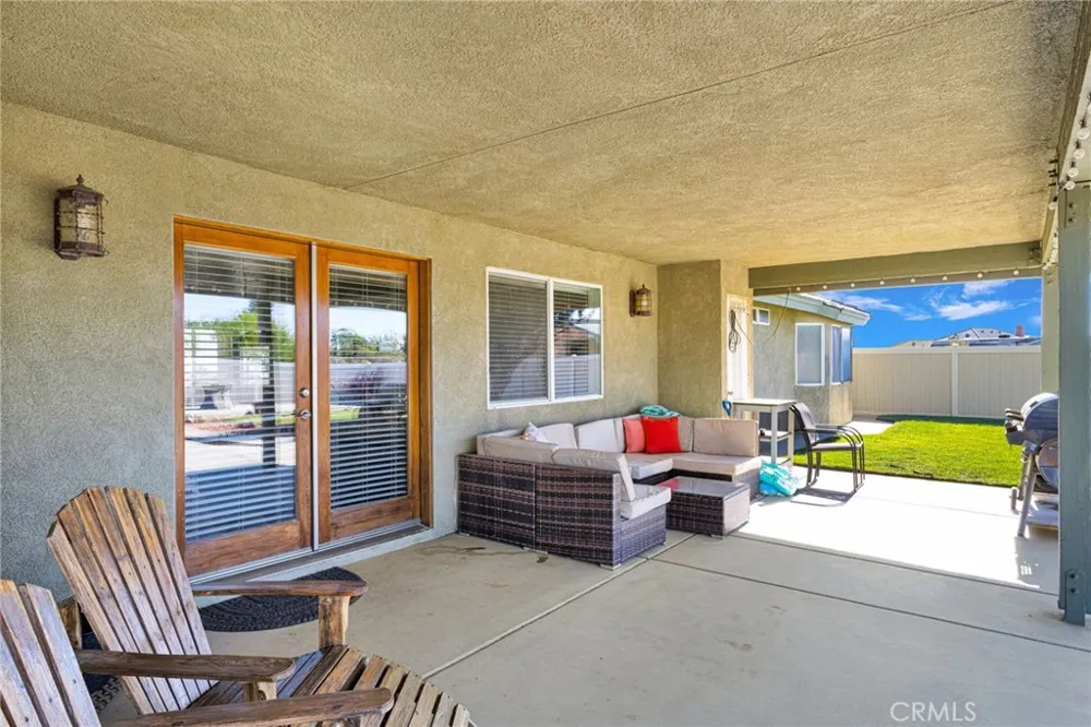 10525 Mono Phelan, CA 92392