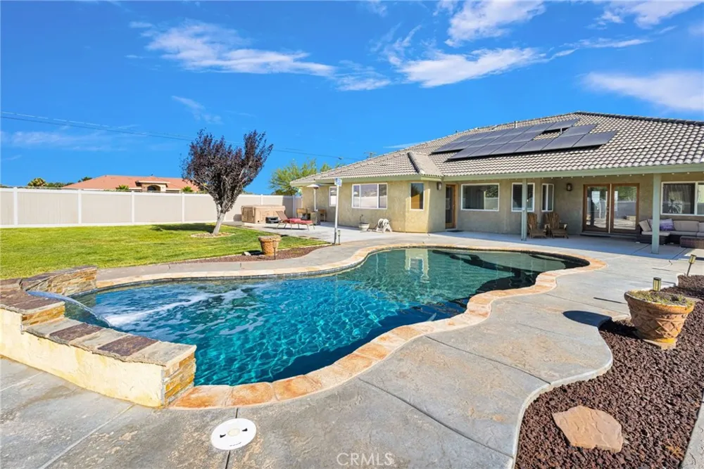 10525 Mono Phelan, CA 92392