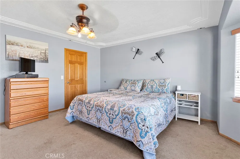 10525 Mono Phelan, CA 92392