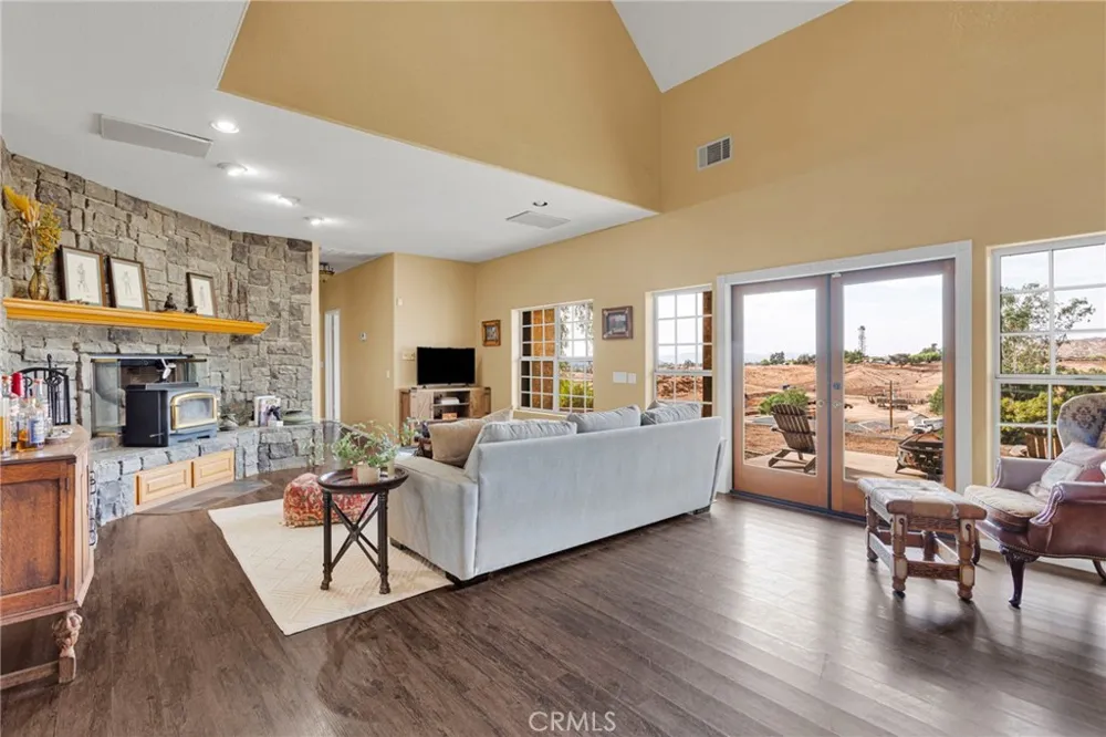 31120 Kelstar Hemet, CA 92544