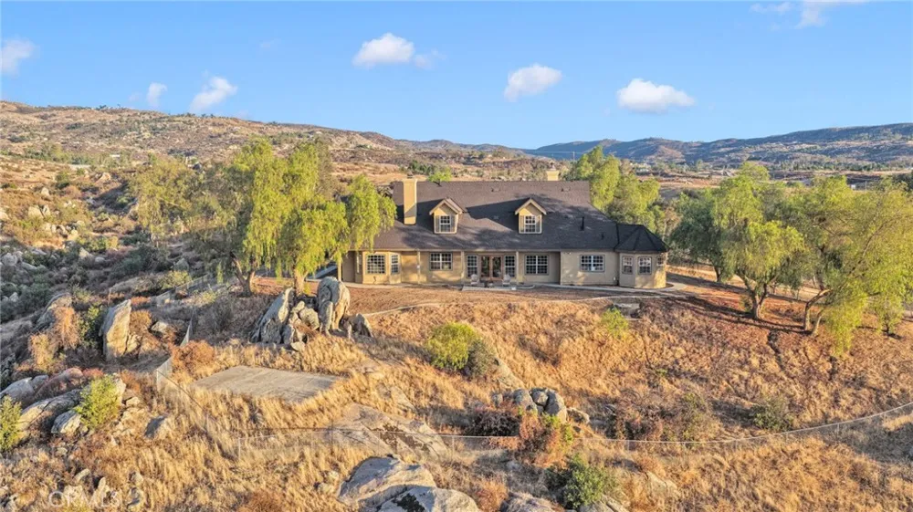 31120 Kelstar Hemet, CA 92544
