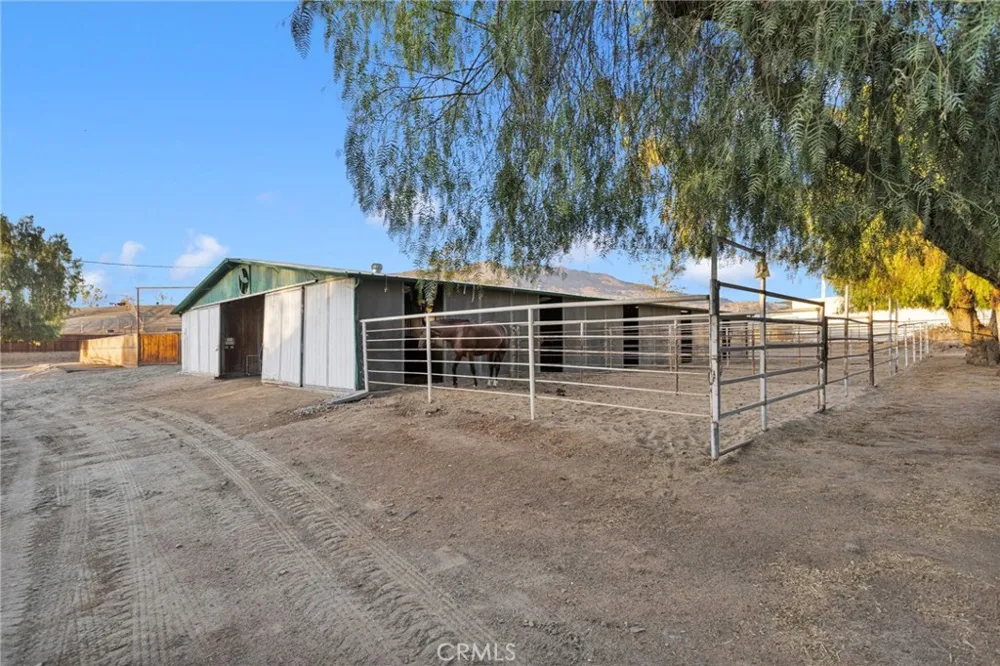 31120 Kelstar Hemet, CA 92544