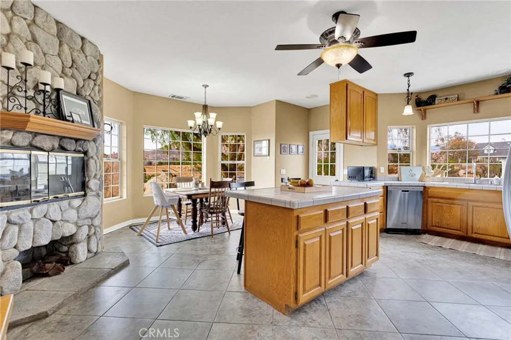 31120 Kelstar Hemet, CA 92544