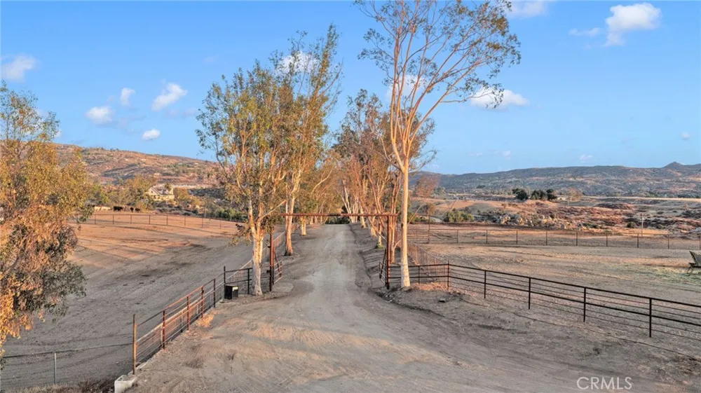 31120 Kelstar Hemet, CA 92544