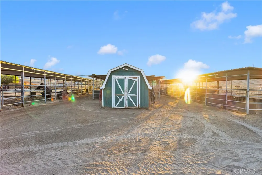 31120 Kelstar Hemet, CA 92544