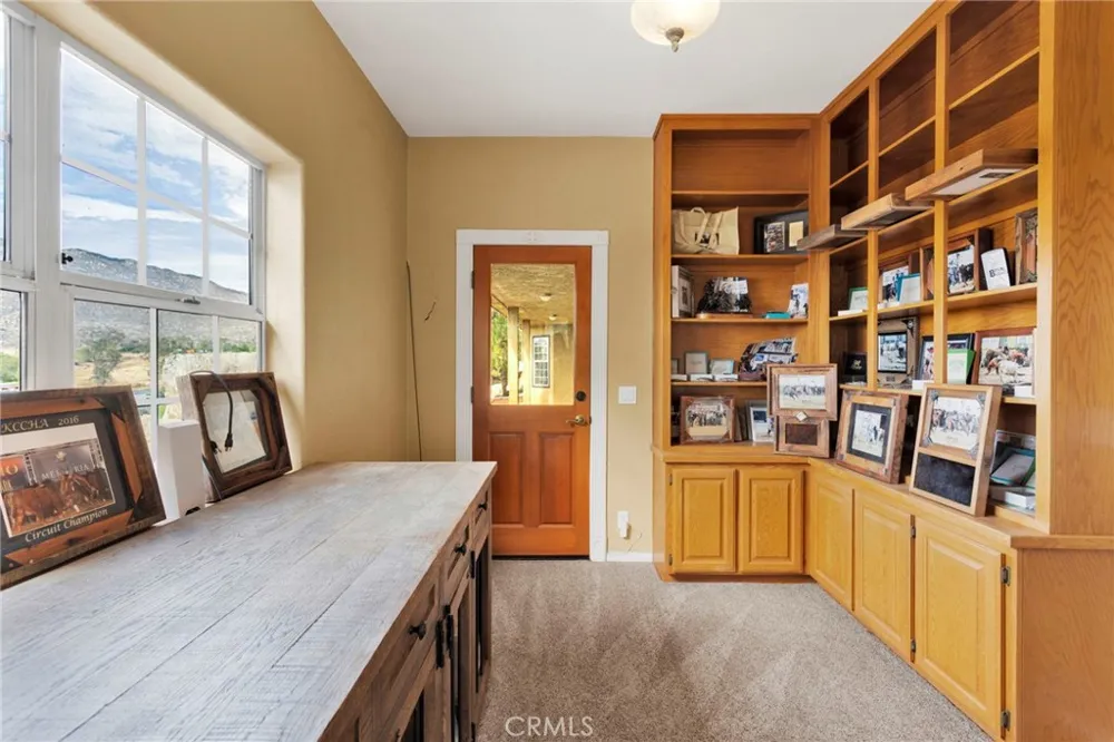 31120 Kelstar Hemet, CA 92544