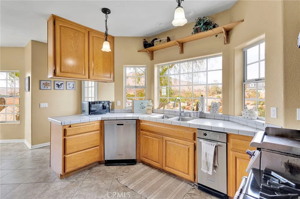 31120 Kelstar Hemet, CA 92544