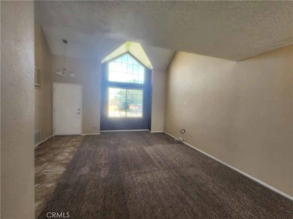 15181 Kimball Hesperia, CA 92345
