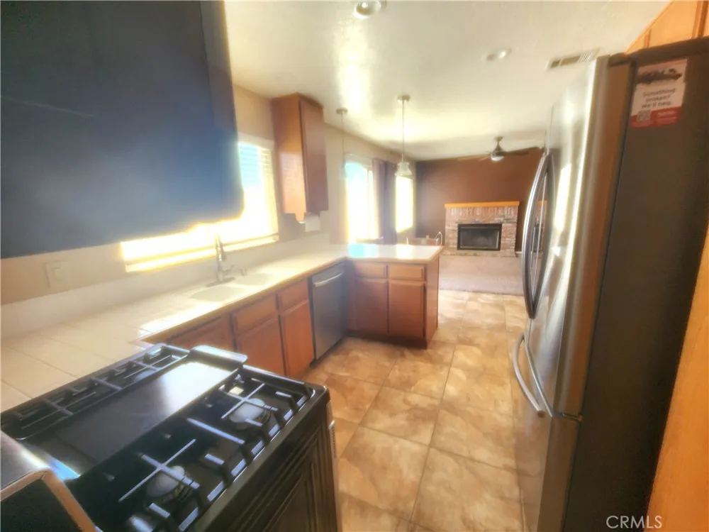 15181 Kimball Hesperia, CA 92345