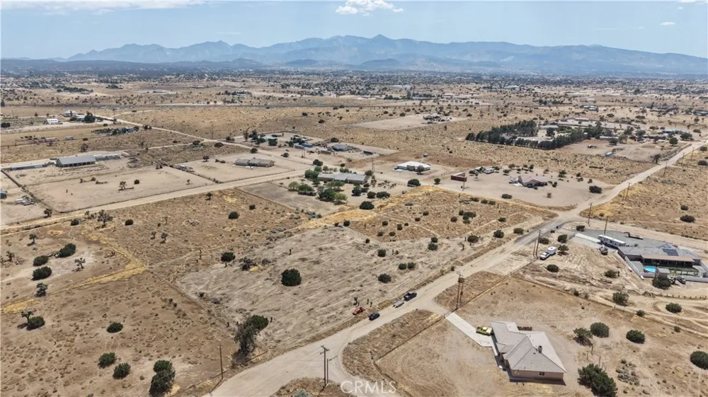 111 Smoke Tree Road Phelan, CA 92371